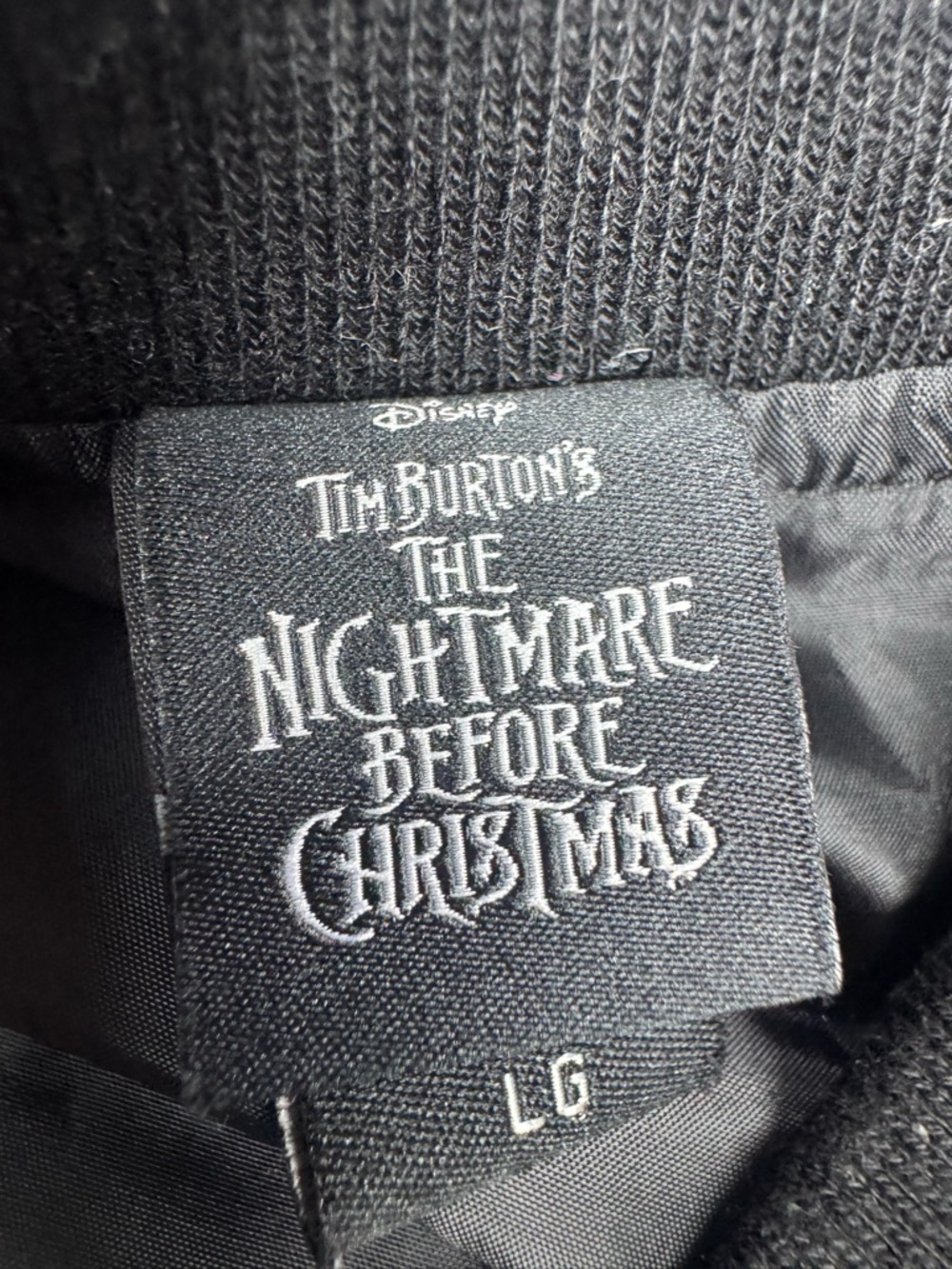 Disney’s The Nightmare Before Christmas Puffer Jacket Mens Size Large - Picture 3 of 12